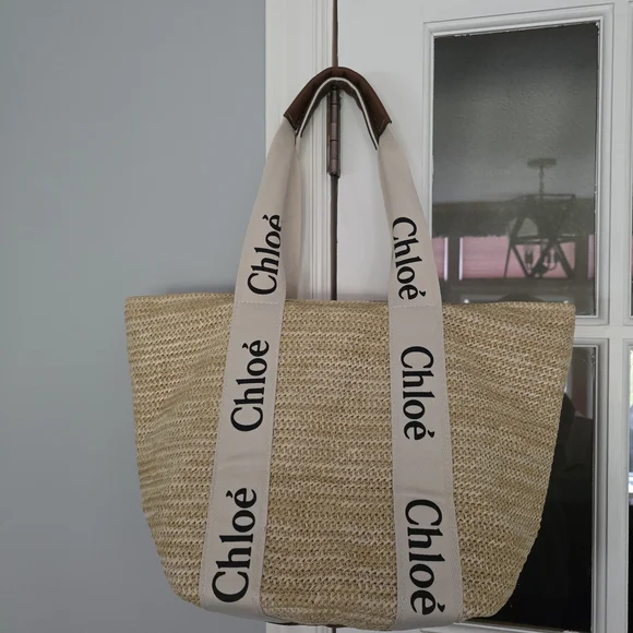 Straw Tote Bag with Leather Accent New 18W 12L New With Dust Cover - Picture 2 of 4